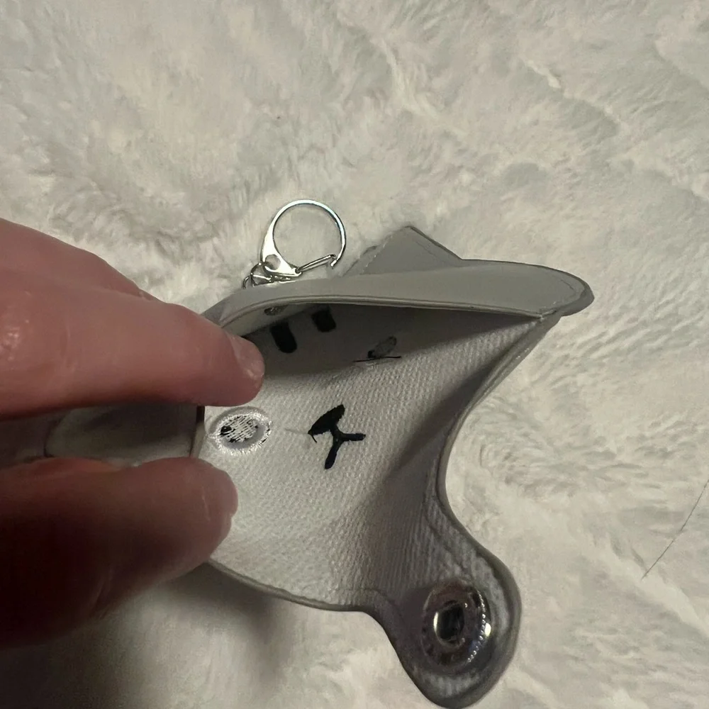 Gray Cat-Shaped Coin Purse